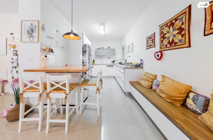 דירת גן, הערבה 29, רובע ג', אריאל