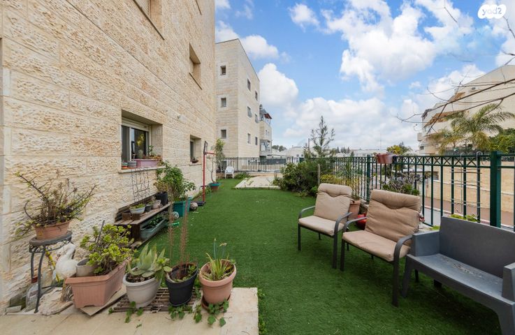 דירת גן, הערבה 29, רובע ג', אריאל