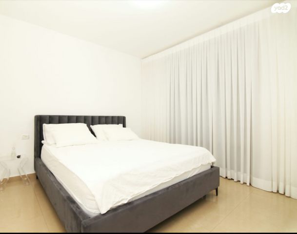 דירת גן, חב"ד 6, קרית צאנז, נתניה