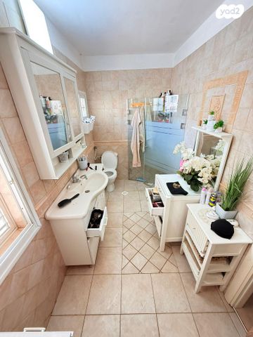 בית פרטי/ קוטג', ש"י עגנון 4, קרית ים א', קרית ים