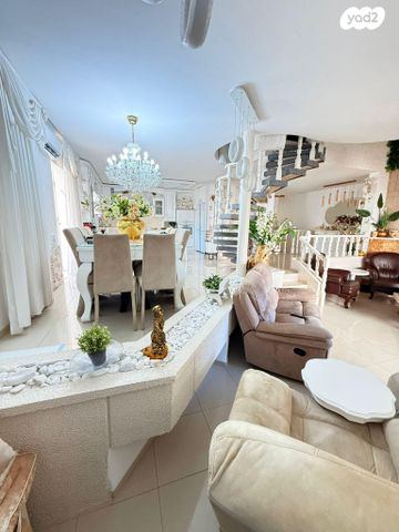 בית פרטי/ קוטג', ש"י עגנון 4, קרית ים א', קרית ים