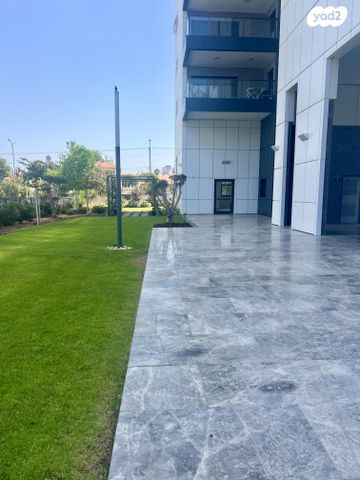 דירה, אייזיק רמבה 9, נוף הטיילת, נתניה