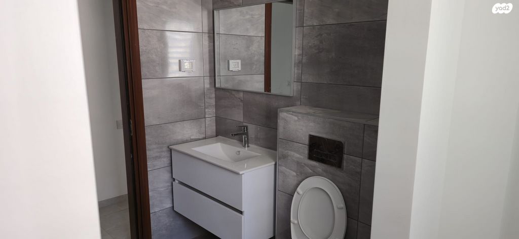 דירה, נשרים 10, שאר העיר, צפת