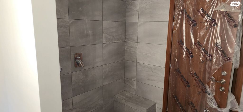 דירה, נשרים 10, שאר העיר, צפת