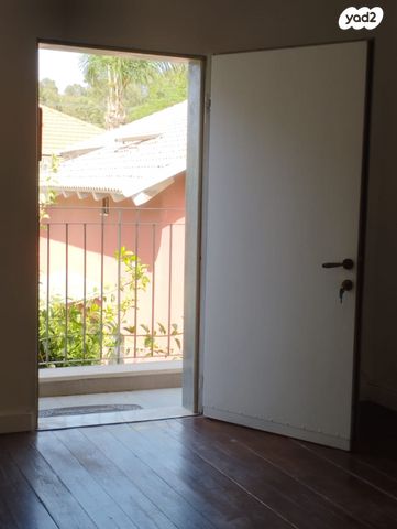 דירה, יוסף טרומפלדור 5, שיכון ב', קרית שמונה