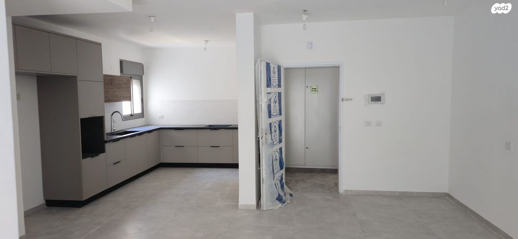 דירה, נשרים 10, שאר העיר, צפת