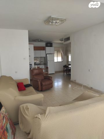 דירה, קרן היסוד 28, עיר, מרכז העיר, נהריה