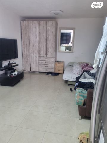 דירת גן, גולדפאדן, קרית שלום, תל אביב יפו