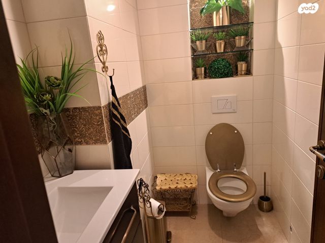 דירת גן, חיים גבריהו, פסגת זאב, ירושלים