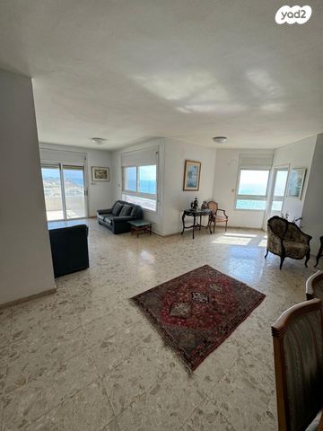 הרצל רוזנבלום 