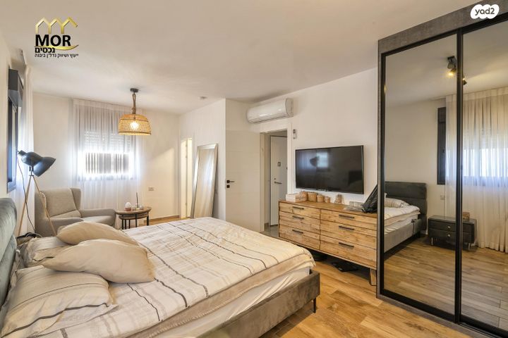 גג/ פנטהאוז, יהודה הלוי, נאות שמיר, יבנה