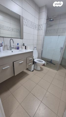 גג/ פנטהאוז, שדרות קק"ל, שיכון עובדים, טבריה