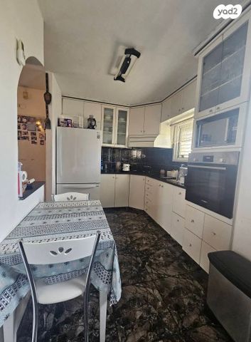 דירה, מנשה צלח 18, קרית מנחם בגין, רמלה