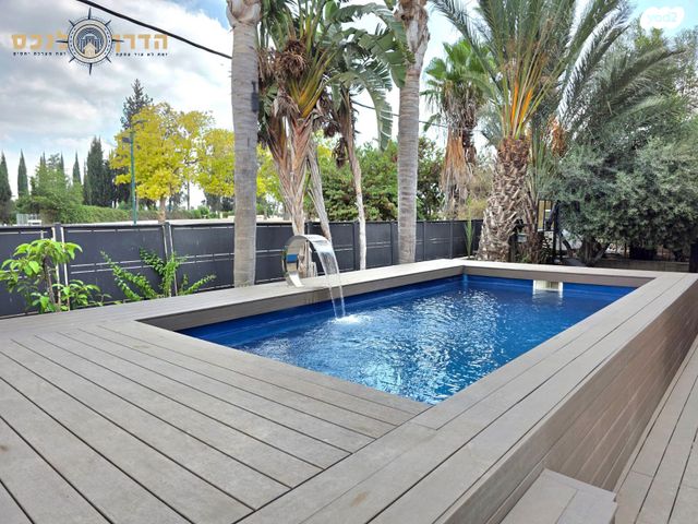 בית פרטי/ קוטג', כפר ורבורג, כפר ורבורג