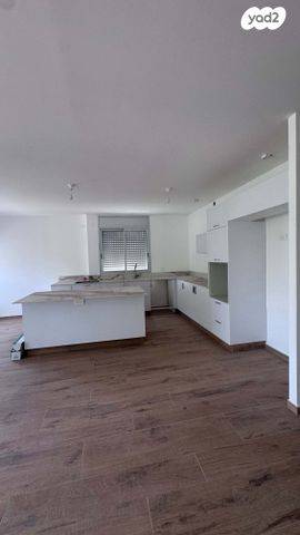 דירה, שיכון דן, נווה דן, תל אביב יפו