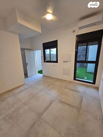 דירת גן, דגן 10, עמירם, פרדס חנה כרכור