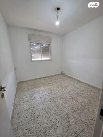 דירה, שאול המלך, מלכי ישראל, קרית גת