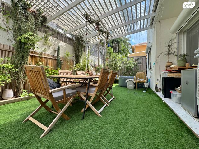 בית פרטי/ קוטג', הפקאן 26, שיכון א, כפר יונה