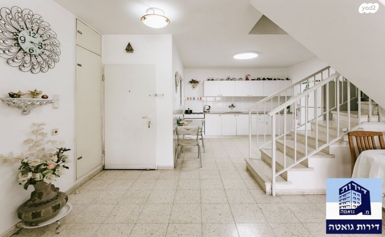 גג/ פנטהאוז, המיתר, הדר גנים, פתח תקווה