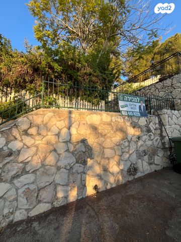 בית פרטי/ קוטג', גפנים 39, שריגים