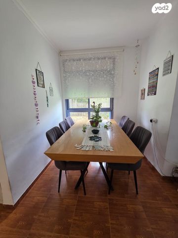 דירת גן, חטיבת עציוני, רמת רבין מערב, כרמיאל