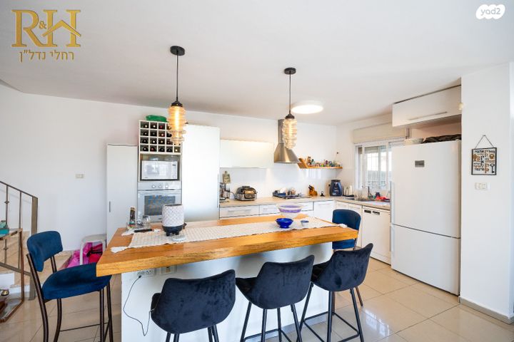 בית פרטי/ קוטג', הרימון, קרית יערים, גבעת זאב