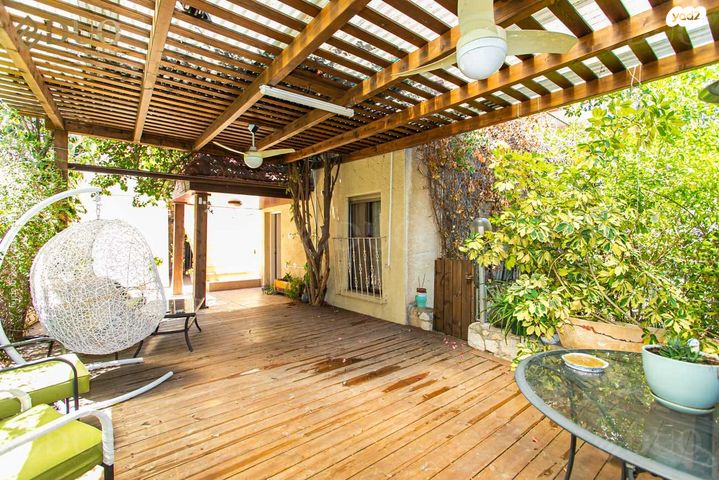 סמטת הבריכה 