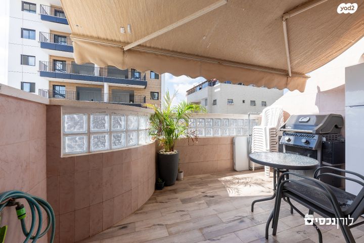 דירה, ירמיהו, שעריים, רחובות