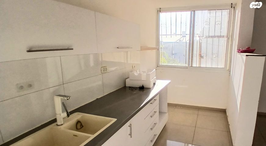 דירה, מגדל העמק