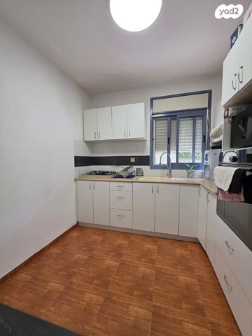 דירת גן, חטיבת עציוני, רמת רבין מערב, כרמיאל