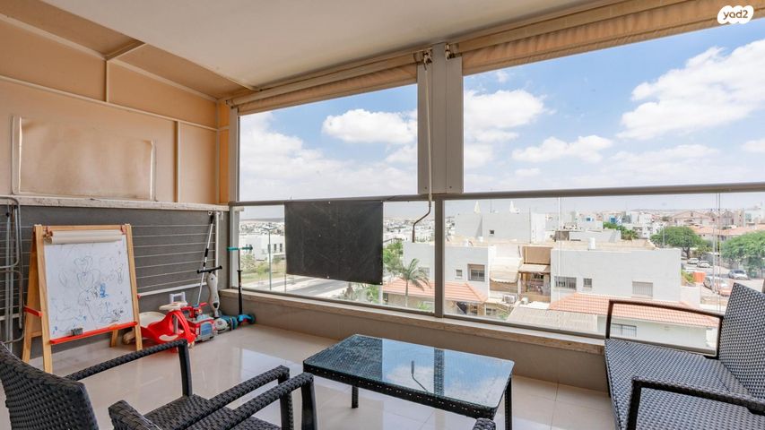 פרץ סמולנסקין 