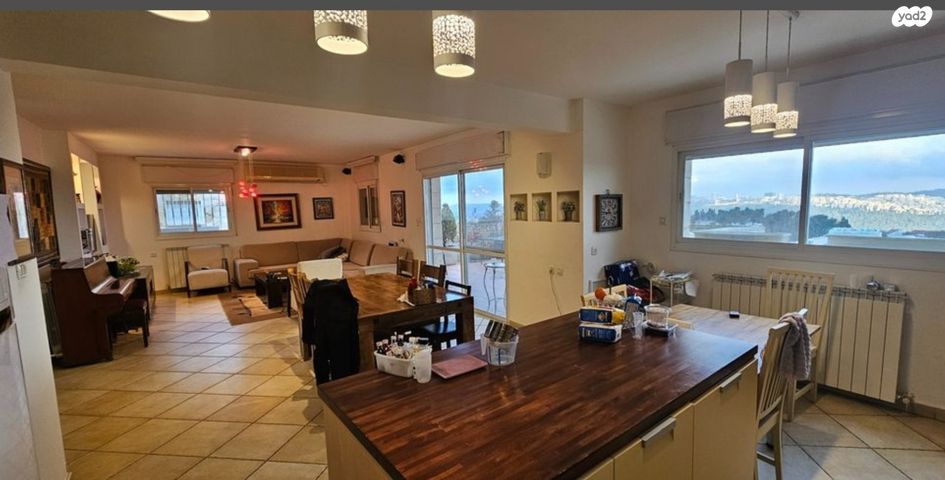 גג/ פנטהאוז, כרמל, שכונה ה'-ו', מבשרת ציון