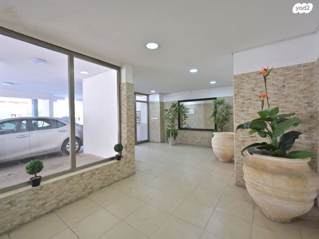 דירה, חיים אשר, שפרינצק, רמלה