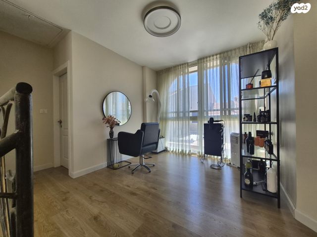 בית פרטי/ קוטג', גן יבנה