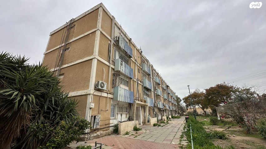 הרב שמחה אסף 