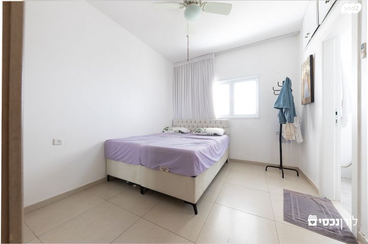 דירה, ירמיהו, שעריים, רחובות