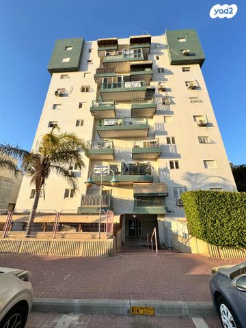 דירה, שרה ואהרון אהרונסון 6, נווה מנחם, באר שבע