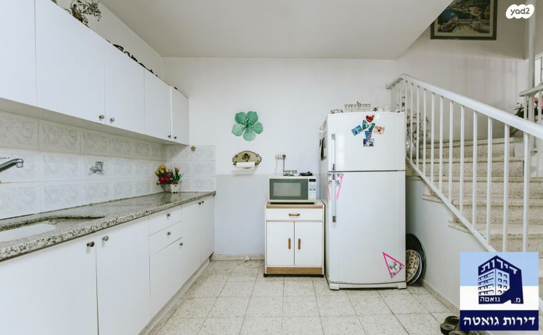 גג/ פנטהאוז, המיתר, הדר גנים, פתח תקווה