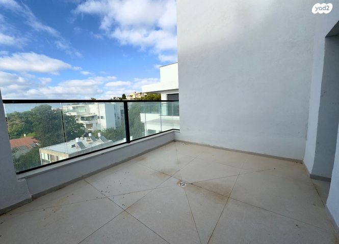 גג/ פנטהאוז, אחוזה, חיפה