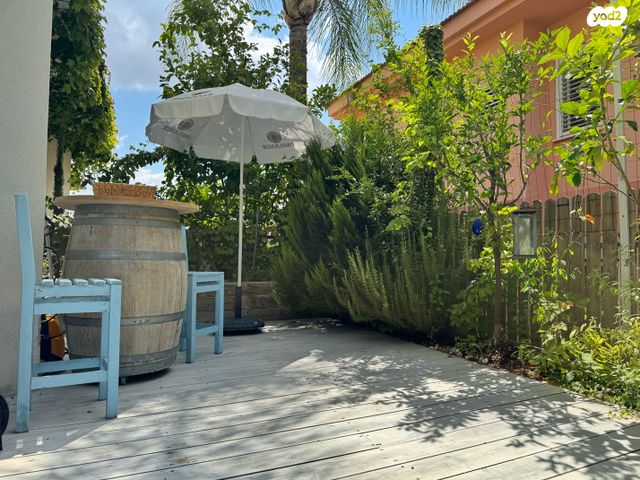 בית פרטי/ קוטג', הפקאן 26, שיכון א, כפר יונה