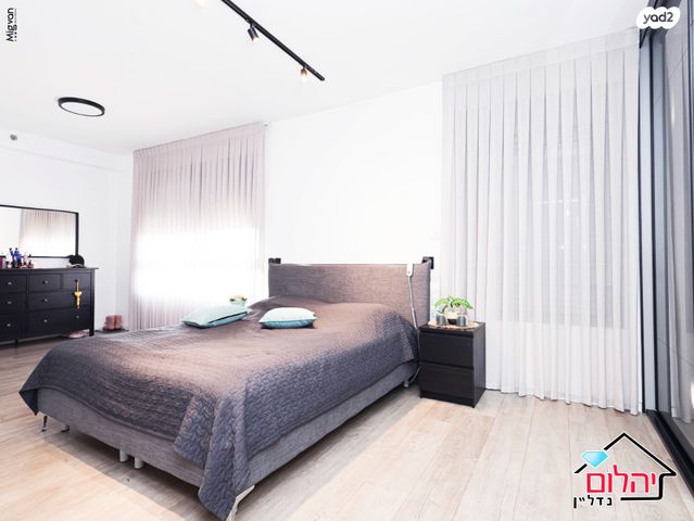 גג/ פנטהאוז, אנילביץ', ותיקים, כפר סבא