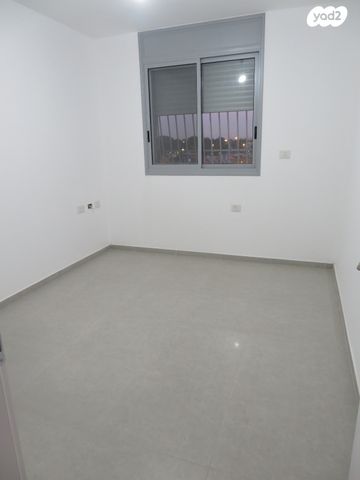 דירה, משה לב עמי 9, רמת אפרים, נתניה