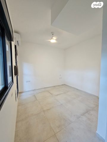 דירת גן, דגן 10, עמירם, פרדס חנה כרכור