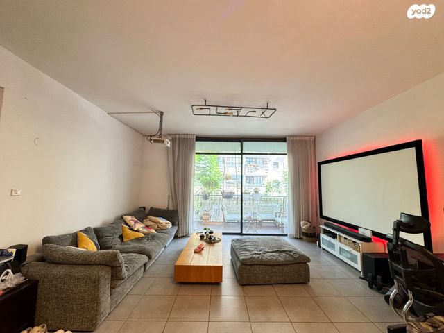 דירה, דרך שלמה 54, גבעת הרצל, אזור המלאכה יפו, תל אביב יפו