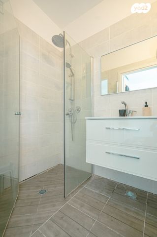 דירה, כלנית, הפרחים, חריש