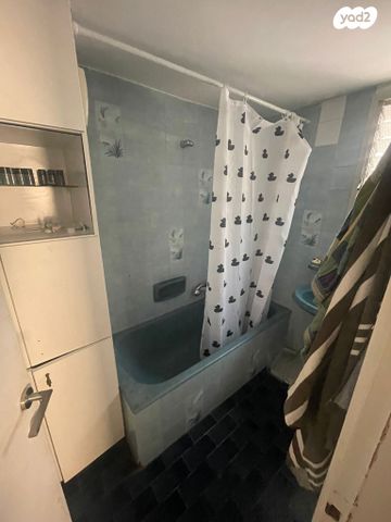 דירה, יוסף, הדר מרכז, חיפה