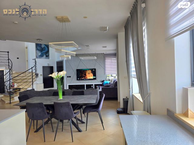 בית פרטי/ קוטג', כפר ורבורג, כפר ורבורג