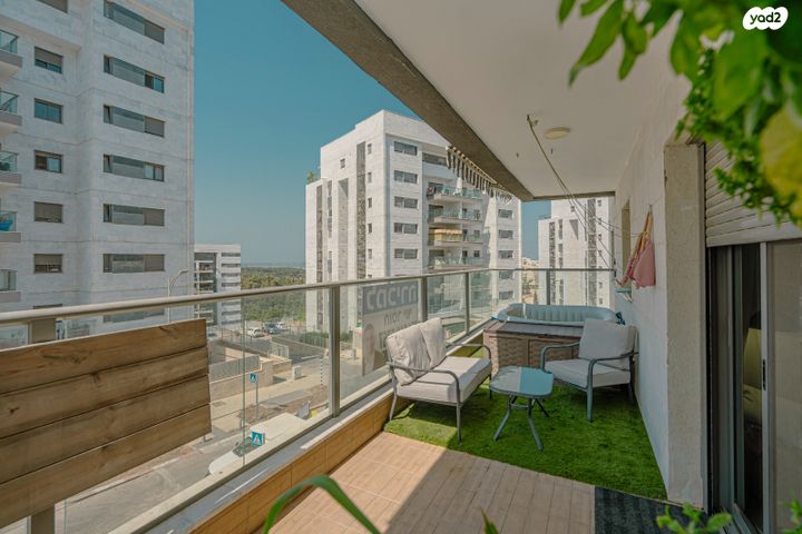 דירה, כלנית, הפרחים, חריש