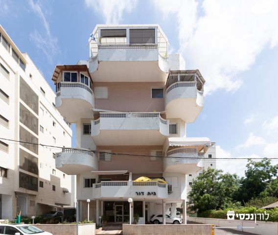 דירה, ירמיהו, שעריים, רחובות