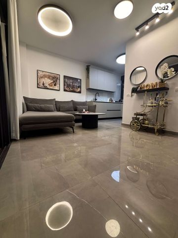 גג/ פנטהאוז, קוסטה ריקה 18, עיר גנים, ירושלים